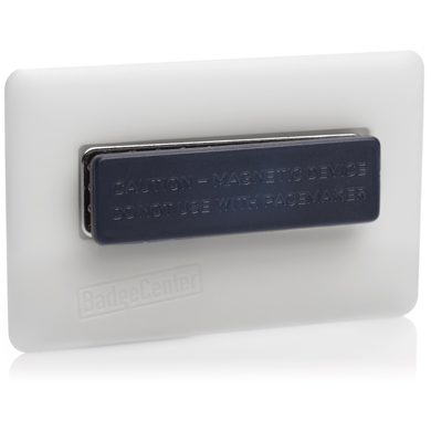 naambadge met magneet achterzijde